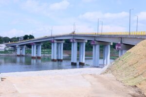 🌉🚗 ¡Después de años de espera, el Puente de la Transformación ya está en funcionamiento! 🙌✨