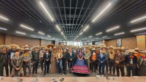 Acompaña diputado José Luis Figueroa toma de protesta del Consejo Directivo de la Peña Charra Nacional en Puebla🤠🐎👏🏻