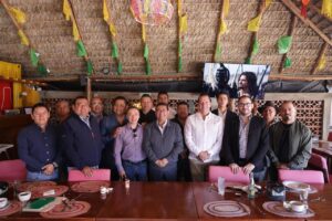 Fortalece diputado Pável Gaspar Ramírez el diálogo con empresarios, productores y liderazgos sociales de Santa Clara Ocoyucan👏🏻🗣️💰