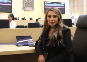 Propone María de la Barreda regular el servicio de valet parking para proteger a usuarios y ordenar el espacio público🚎✅